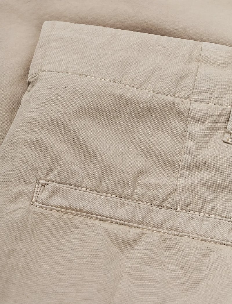Mads Nørgaard - Dyed Weave Jay Work Shorts - casual shorts - plaza taupe - 3
