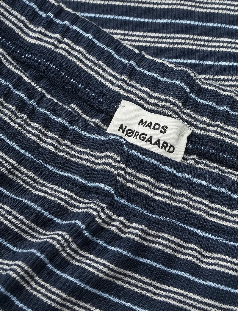 Mads Nørgaard - 2x2 Cotton Stripe Prixa - casual shorts - sky captain/vanilla ice/cashme - 2