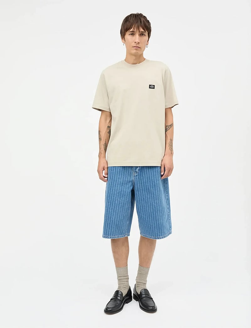 Mads Nørgaard - Cotton Jersey Frode Patch Tee - kortærmede t-shirts - plaza taupe - 0