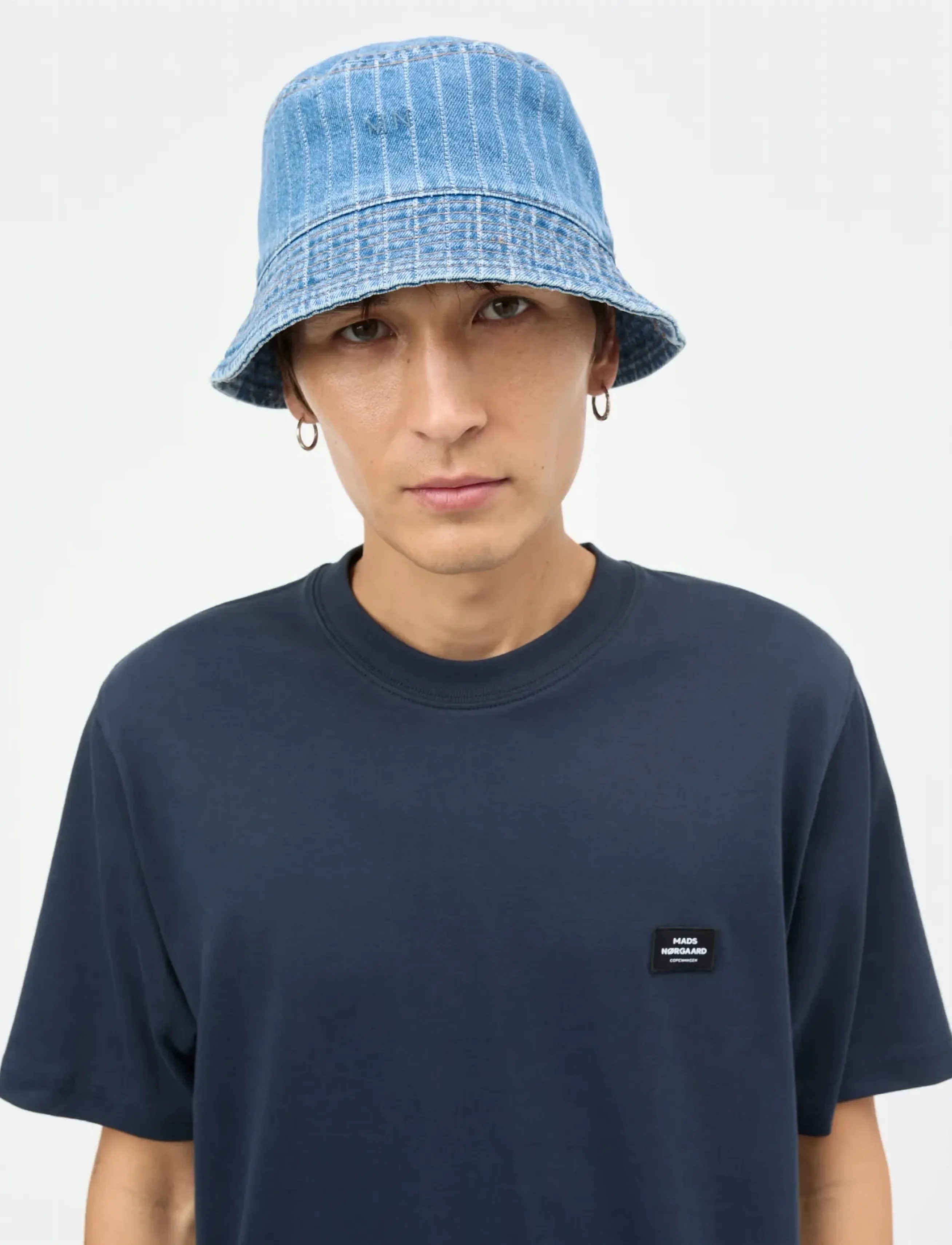 Mads Nørgaard Striped Denim Bucket Hat, One Size, Headwear, Blau - Hats, Männerswear