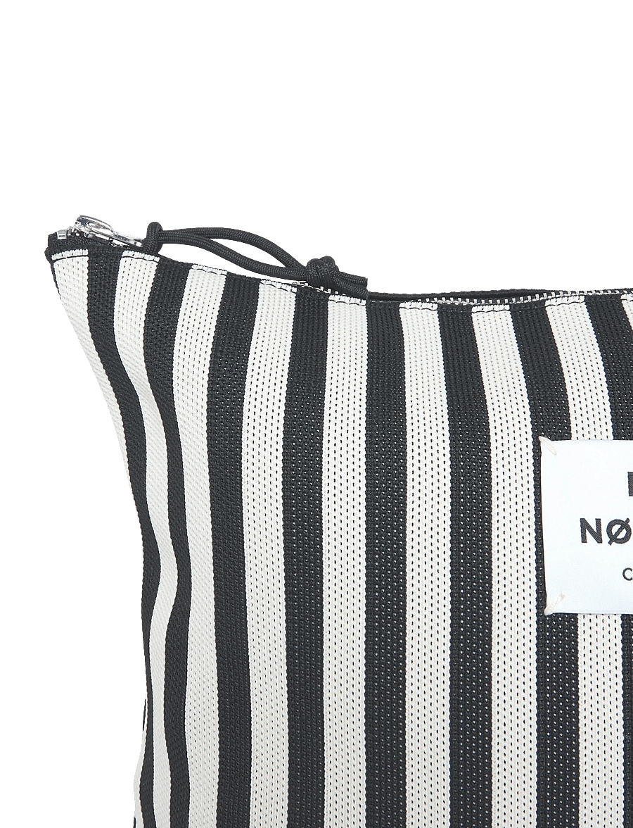 Mads Nørgaard - Knit Stripe Hilden Toiletry Bag - modetrends - black/white - 3