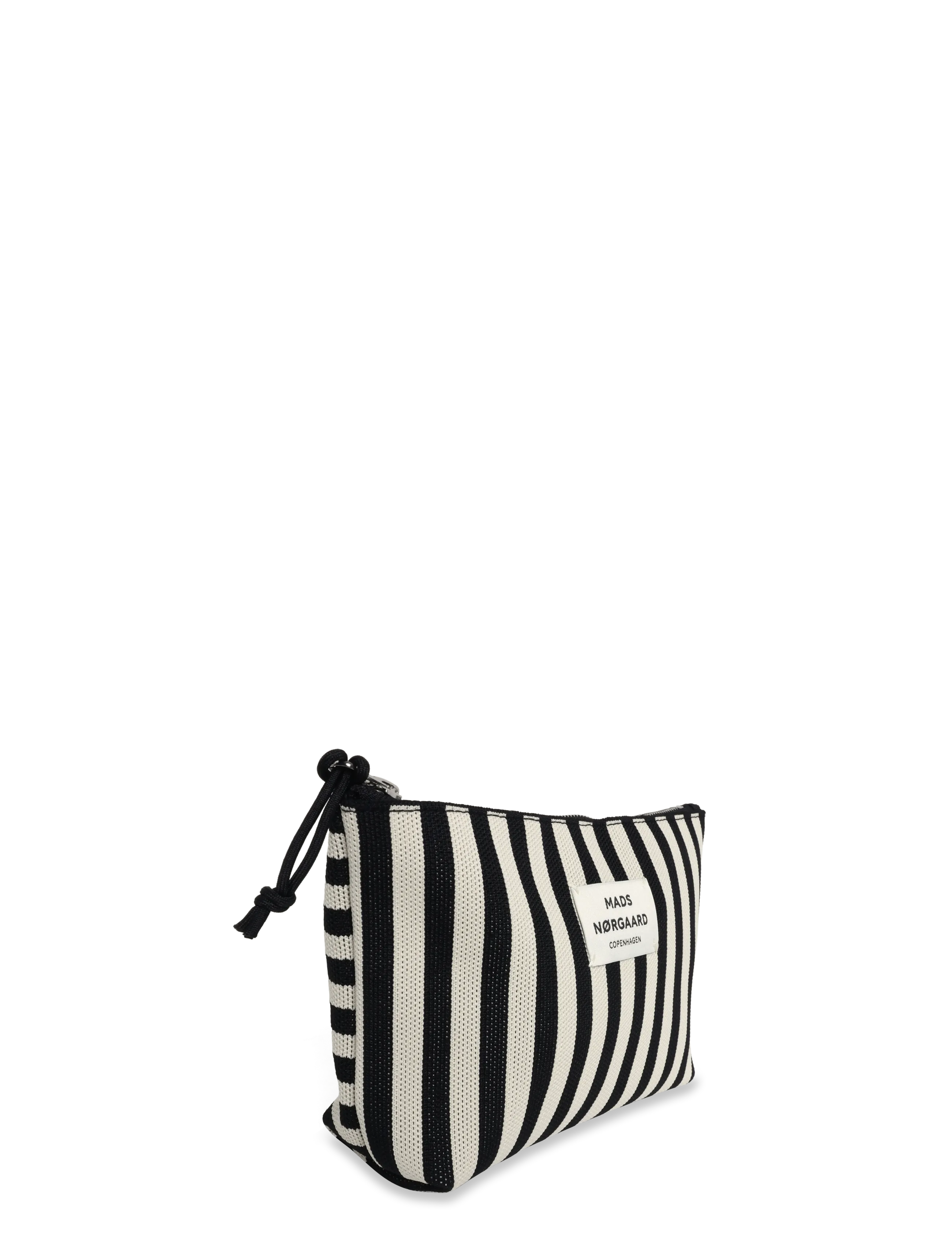 Mads Nørgaard - Knit Stripe Hof Make-Up Bag - die niedrigsten preise - black/white - 2