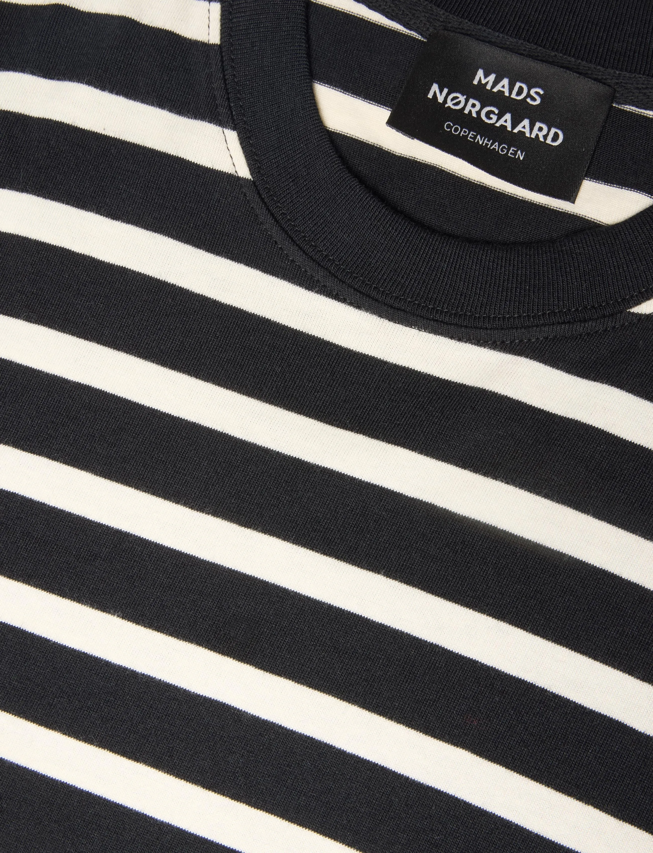 Mads Nørgaard - Cotton Jersey Stripe Frode Tee - kurzärmelige t-shirts - black/vanilla ice - 2