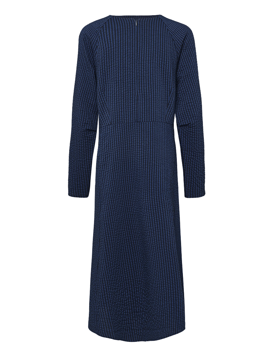 Mads Nørgaard - Soft Crease Edel Dress - midiklänningar - sky captain/lapis blue - 2