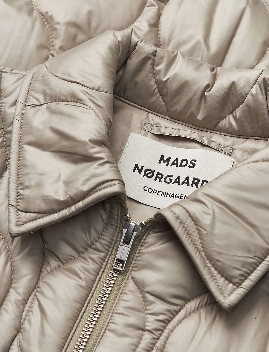 Mads Nørgaard - Shiny Ripstop Flora Jacket - steppjacken - seneca rock - 1
