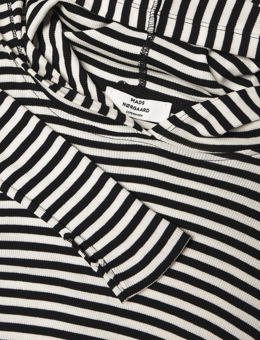 Mads Nørgaard - 2x2 Cotton Stripe Tutti Hood - kapuutsiga pusad - black/vanilla ice - 2