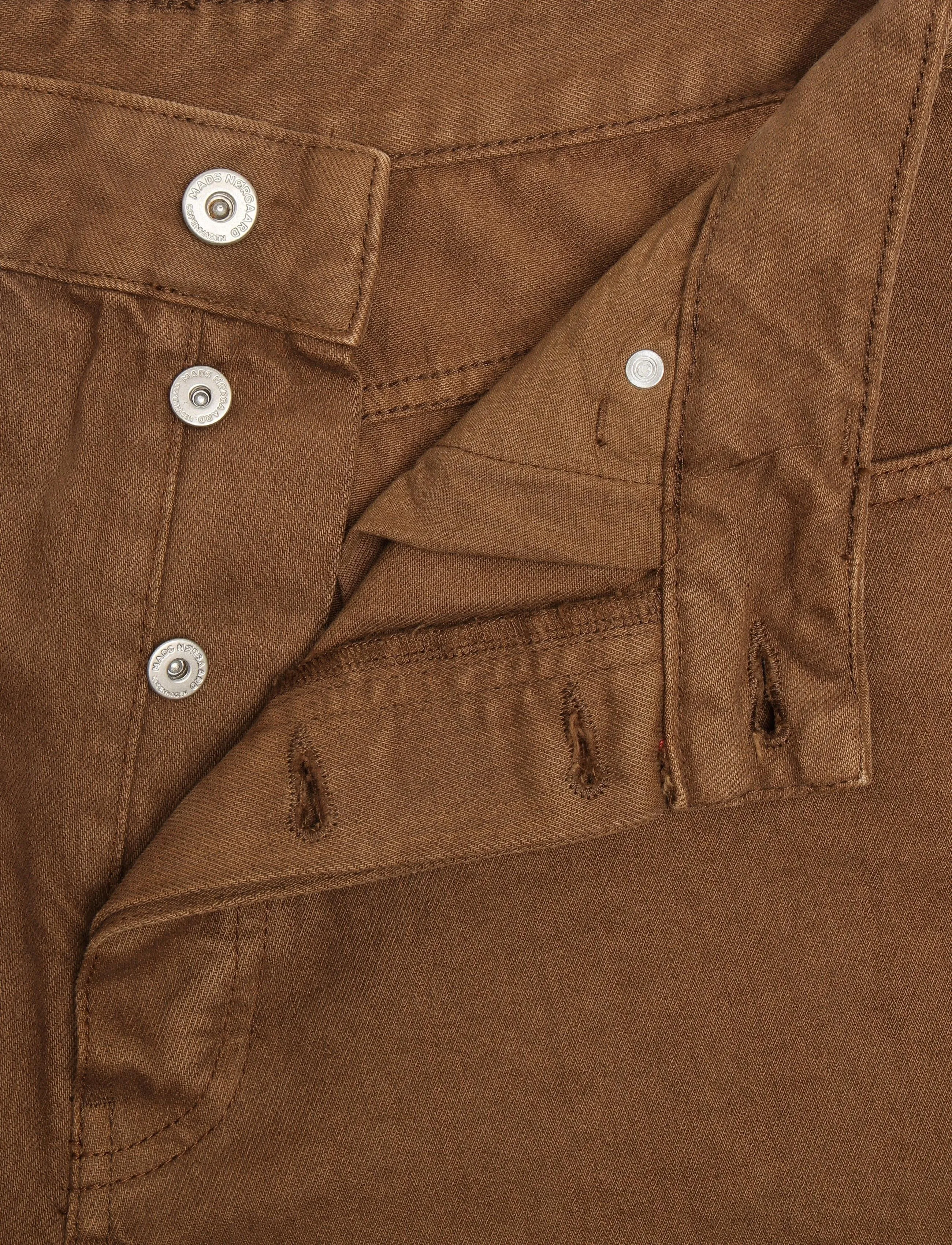 Mads Nørgaard - Soil Denim Hannes Jeans - alt laienevad teksad - cocoa - 4