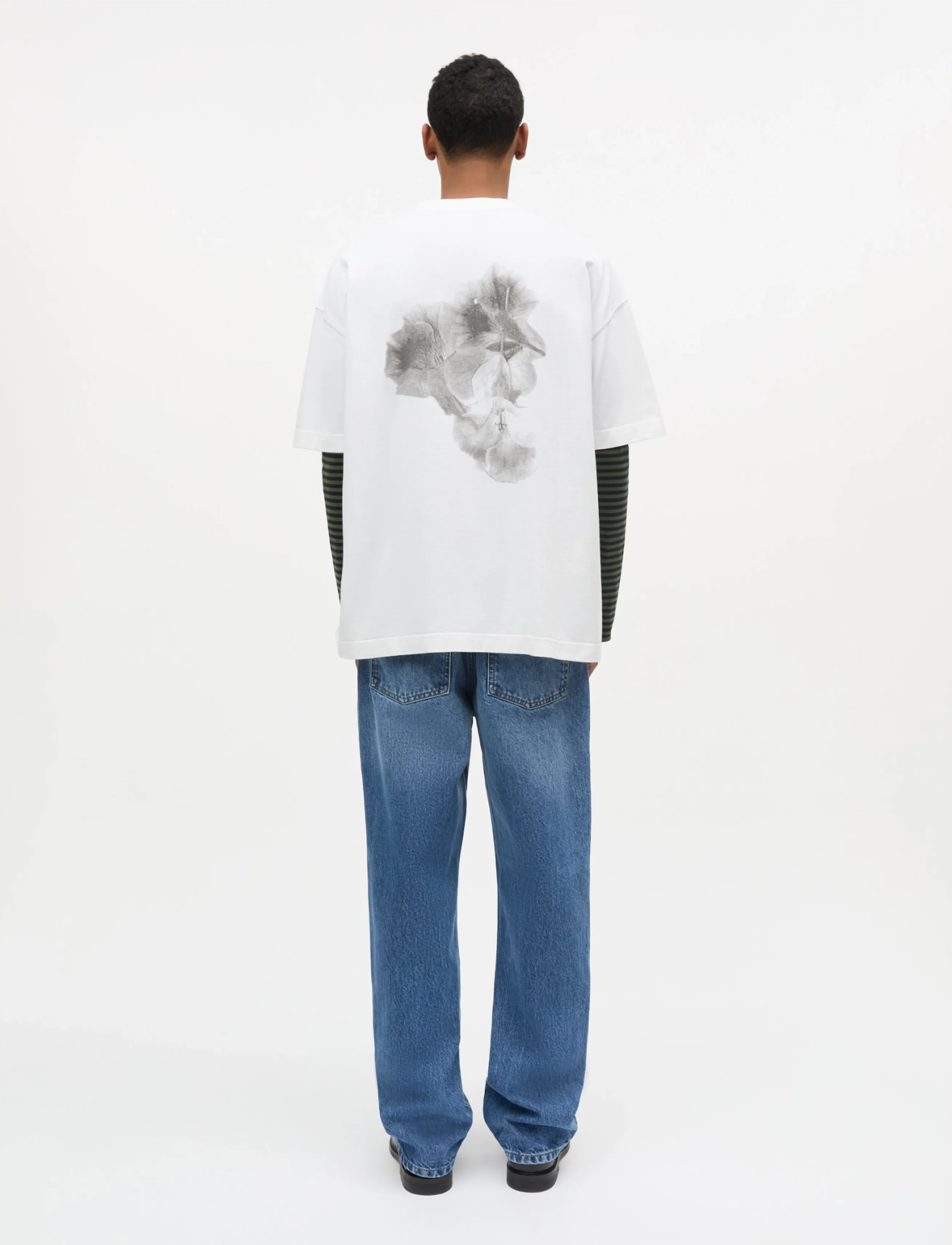 Mads Nørgaard - Open-End Dye Big Flower Tee - kortærmede t-shirts - white - 3