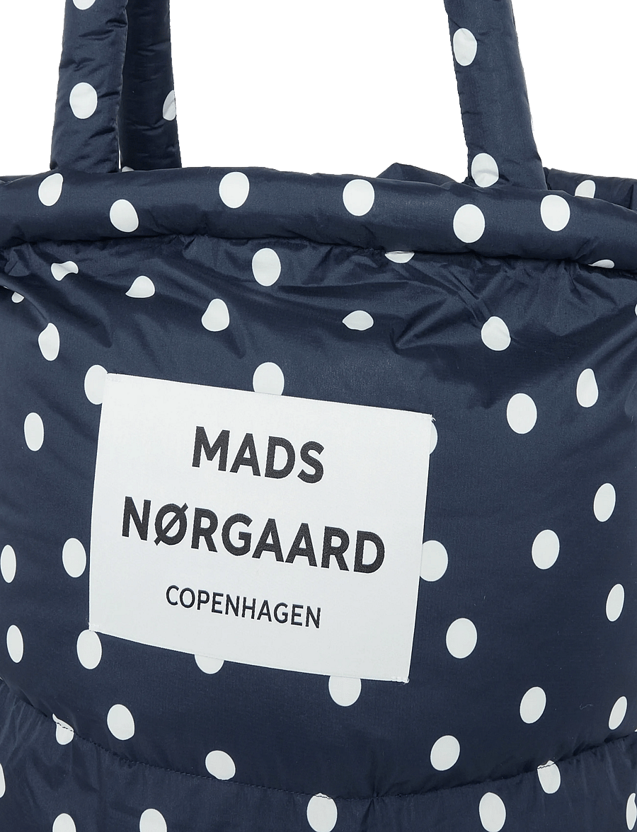 Mads Nørgaard - Light Ripstop Pillow Bag AOP - tote bags - dot aop/sky captain - 2