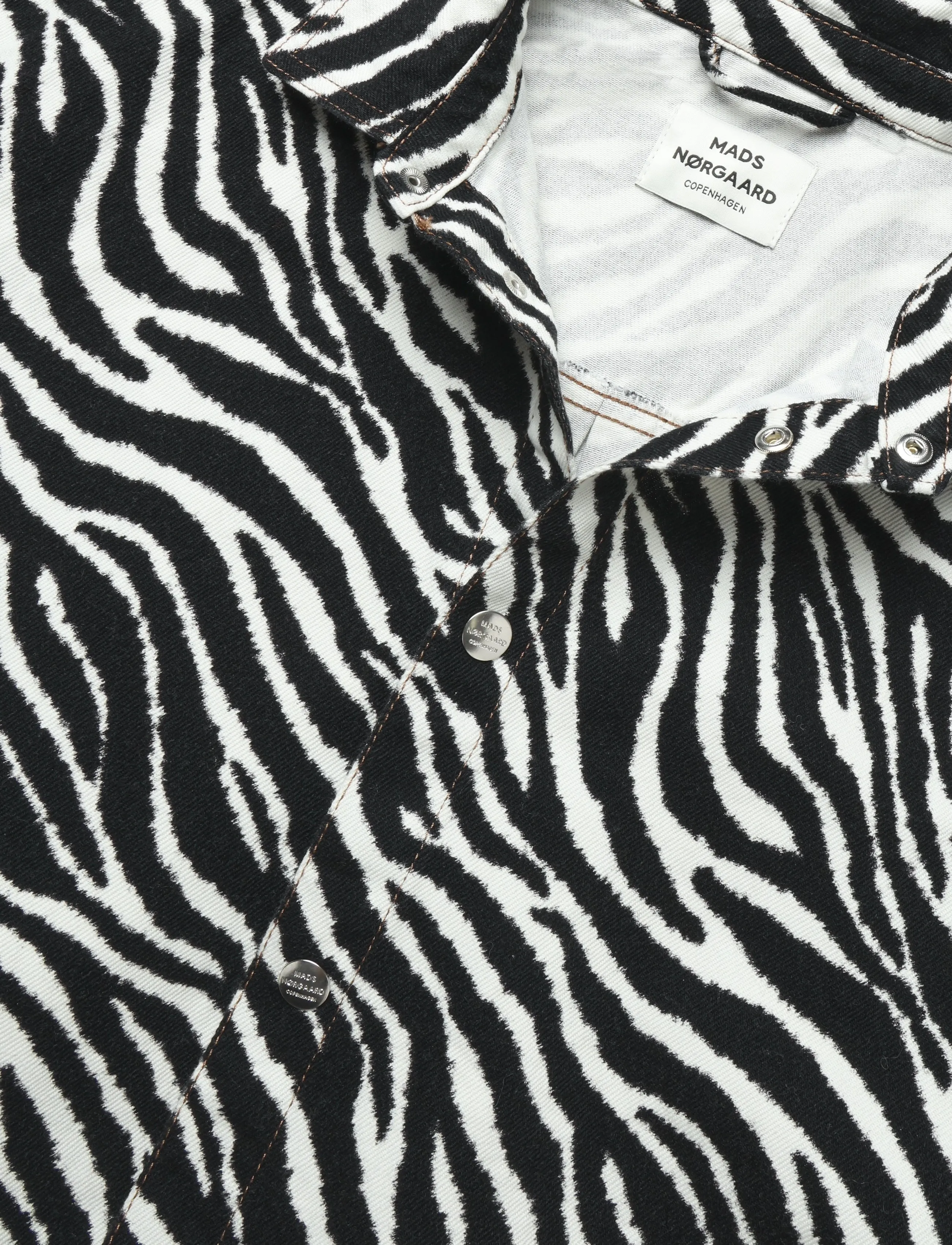 Mads Nørgaard - Mock Twill Gisla AOP Shirt - långärmade skjortor - zebra - 2