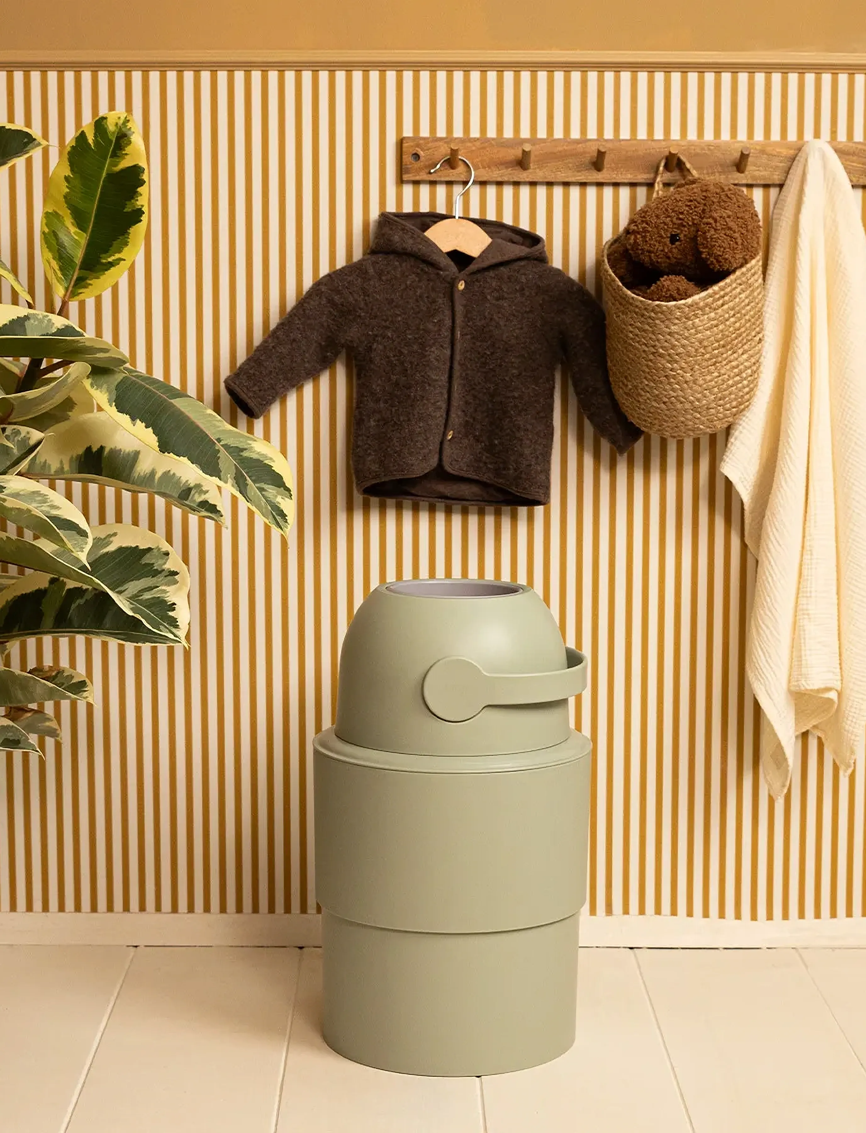 Magic Heka M, 16 LITER, Green, Care & Hygiene > Nappy Bins (diaper Bins), Børn