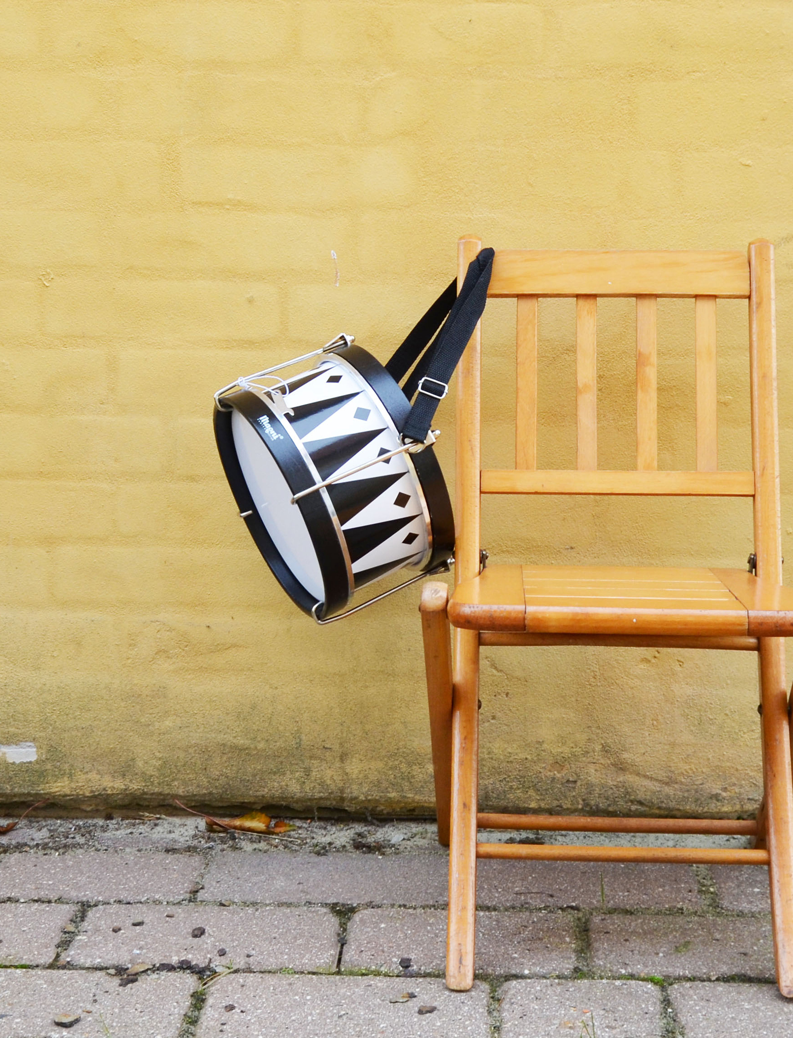 Magni Legetøj Drum With Harlequin, Black, 13.5X24X24 cm, Multi/patterned, Legetøj > Musical Instruments, Børn