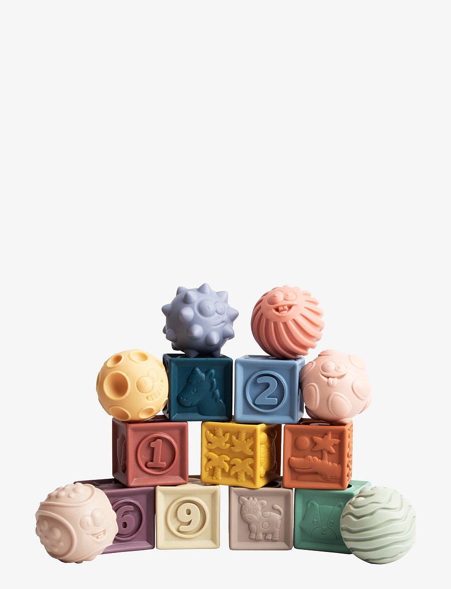 Magni Toys - Baby massage set with stack blocks 15 pcs. - rakennuspalikat - multi coloured - 0