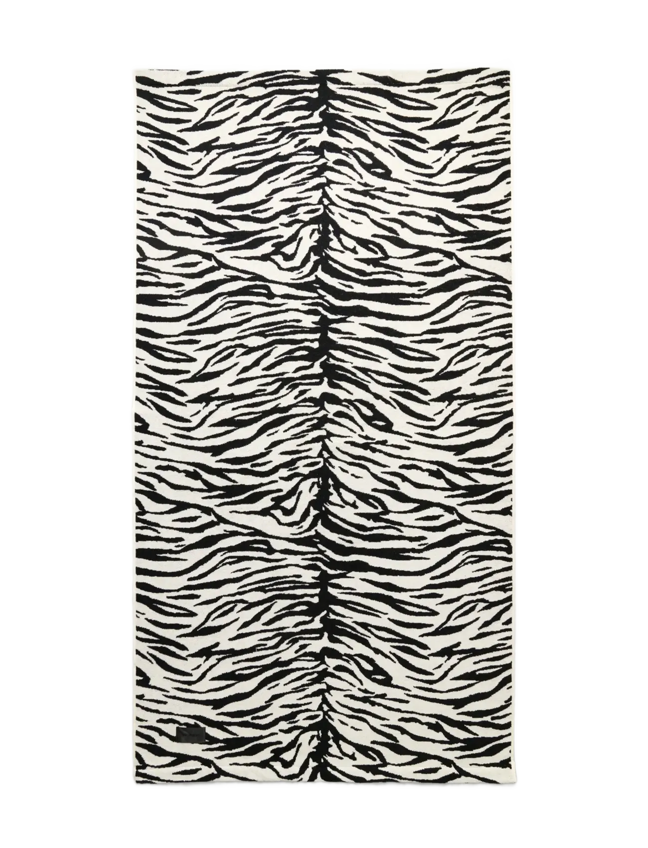MAGNIBERG - Wild bath sheet - badehåndklæder - coconut white tiger - 1