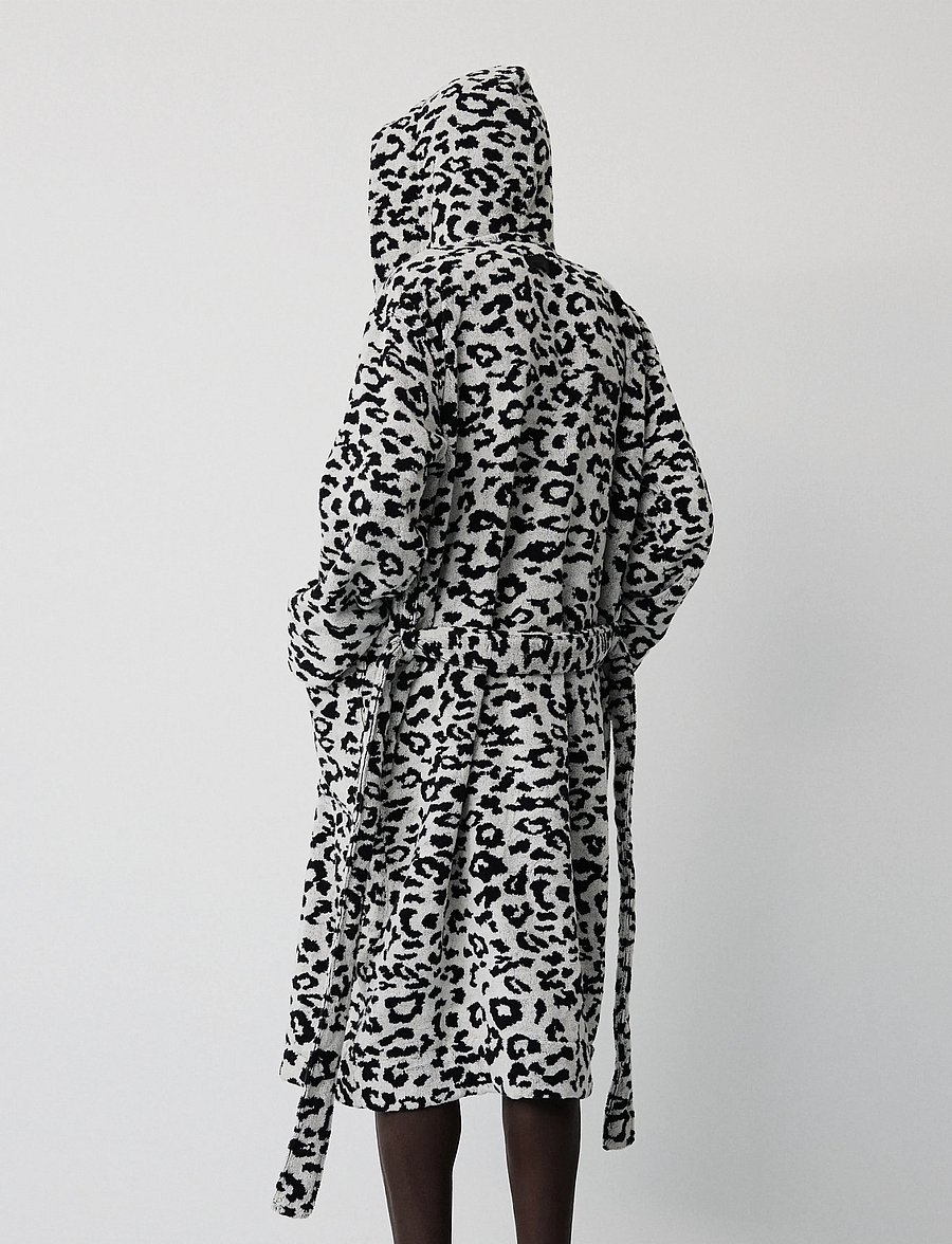 MAGNIBERG - Wild bathrobe - alltags-style - coconut white leopard - 0