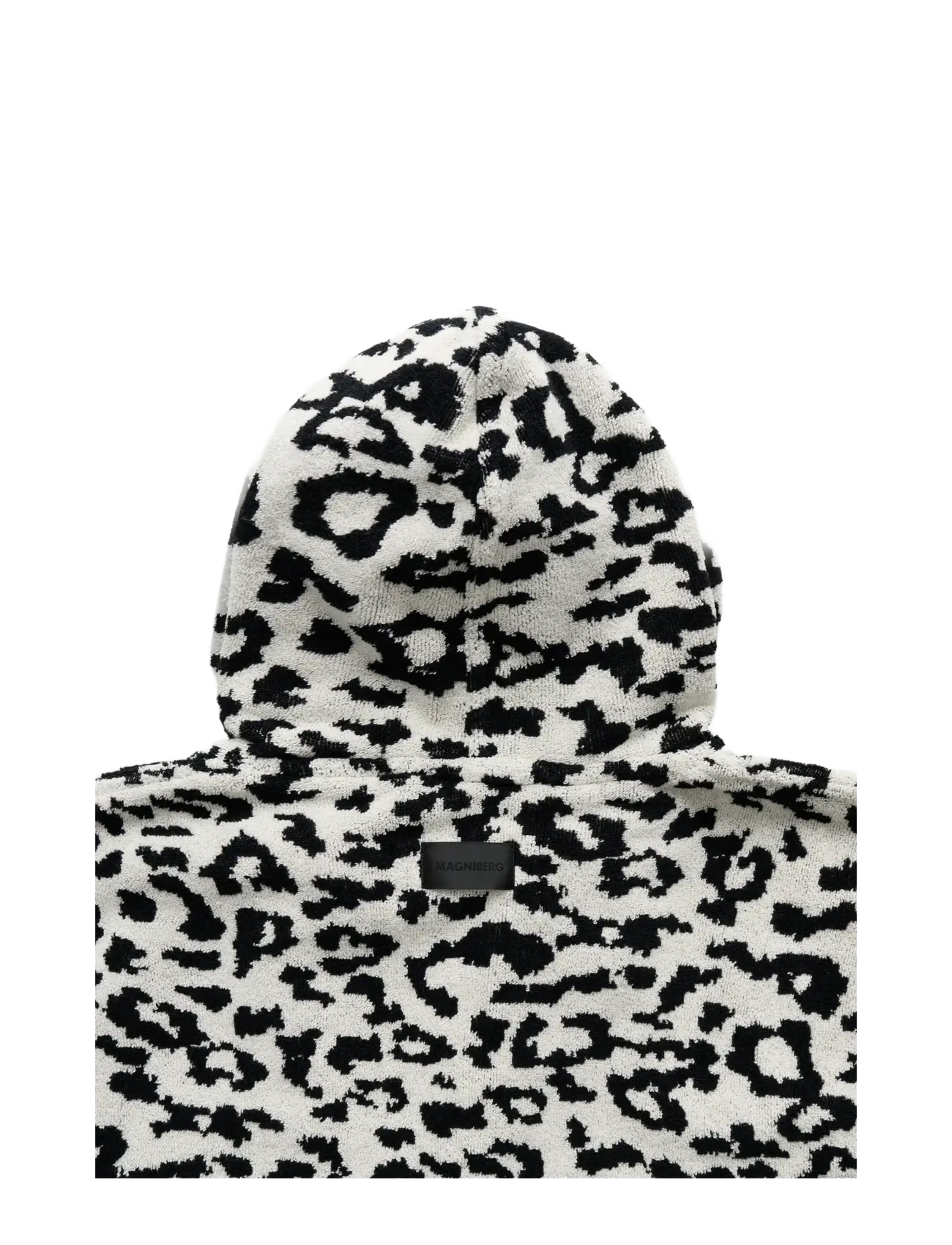 MAGNIBERG - Wild bathrobe - everyday style - white leopard - 2