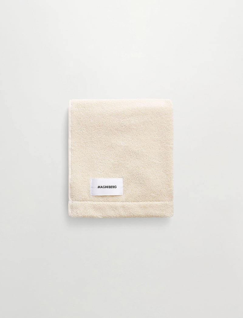 MAGNIBERG - Gelato hand towel - käterätikud - coconut white - 1