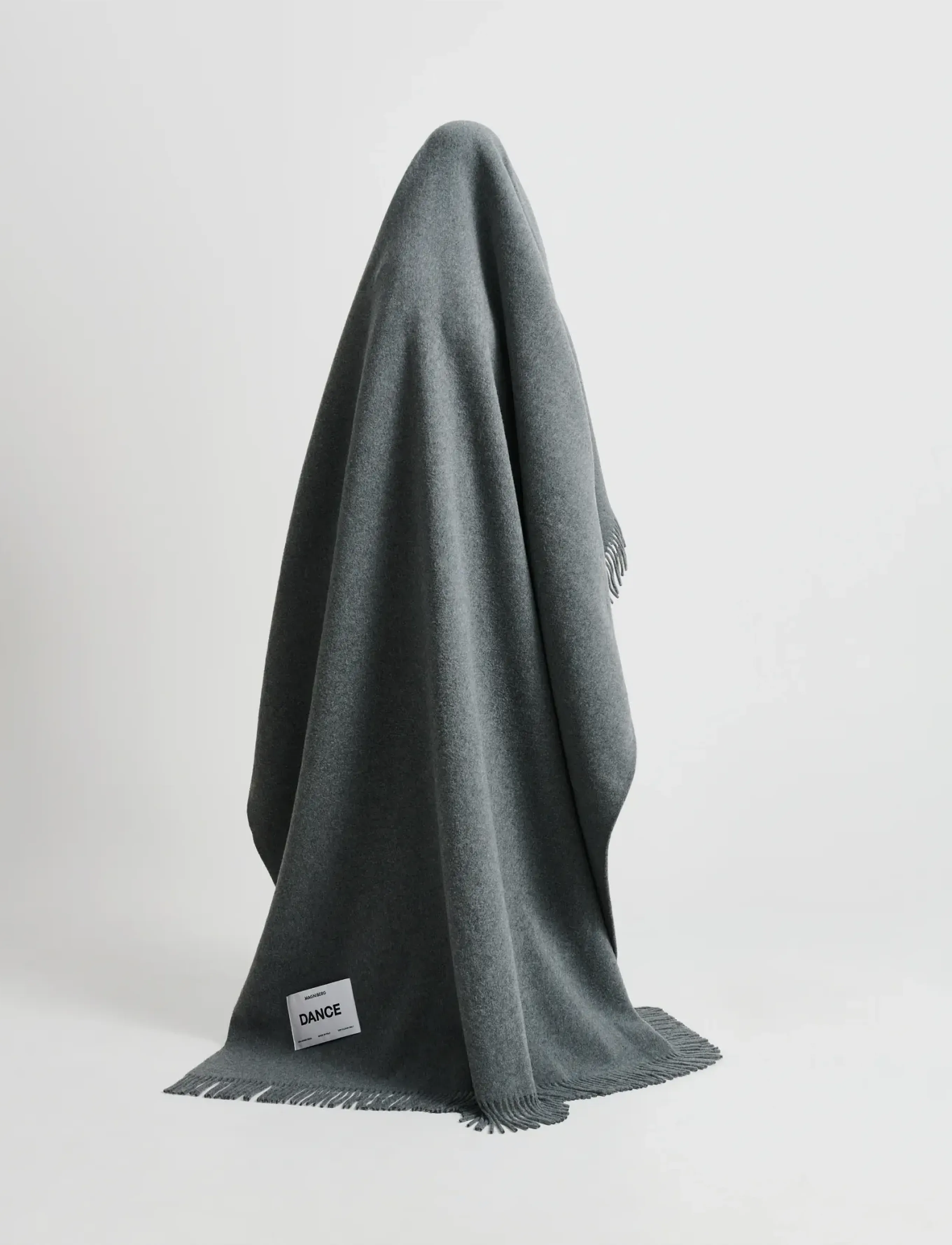 MAGNIBERG Bold Blanket, 150X250, Cushions & Blankets, Grau - Blankets Throws, Homeware