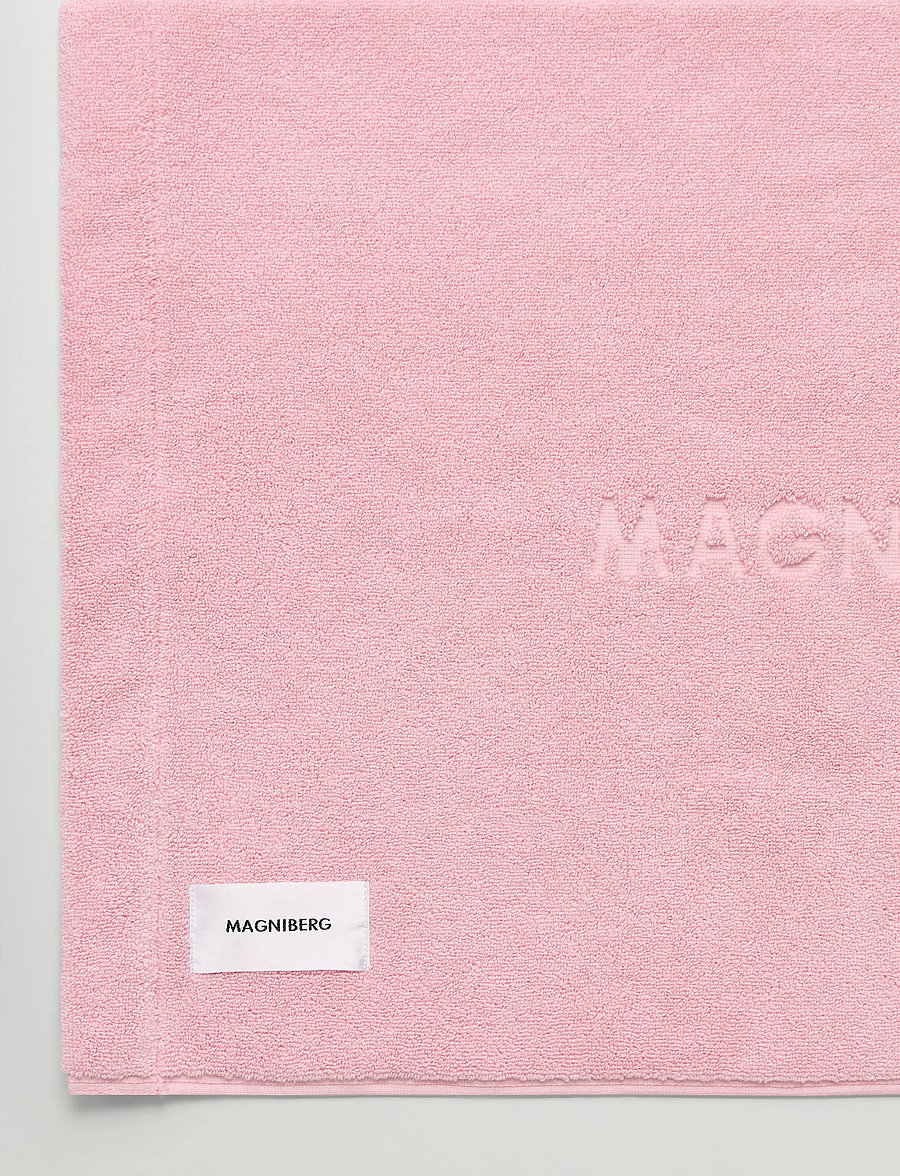 MAGNIBERG - Gelato bath mat - vaibad - fragola pink - 1