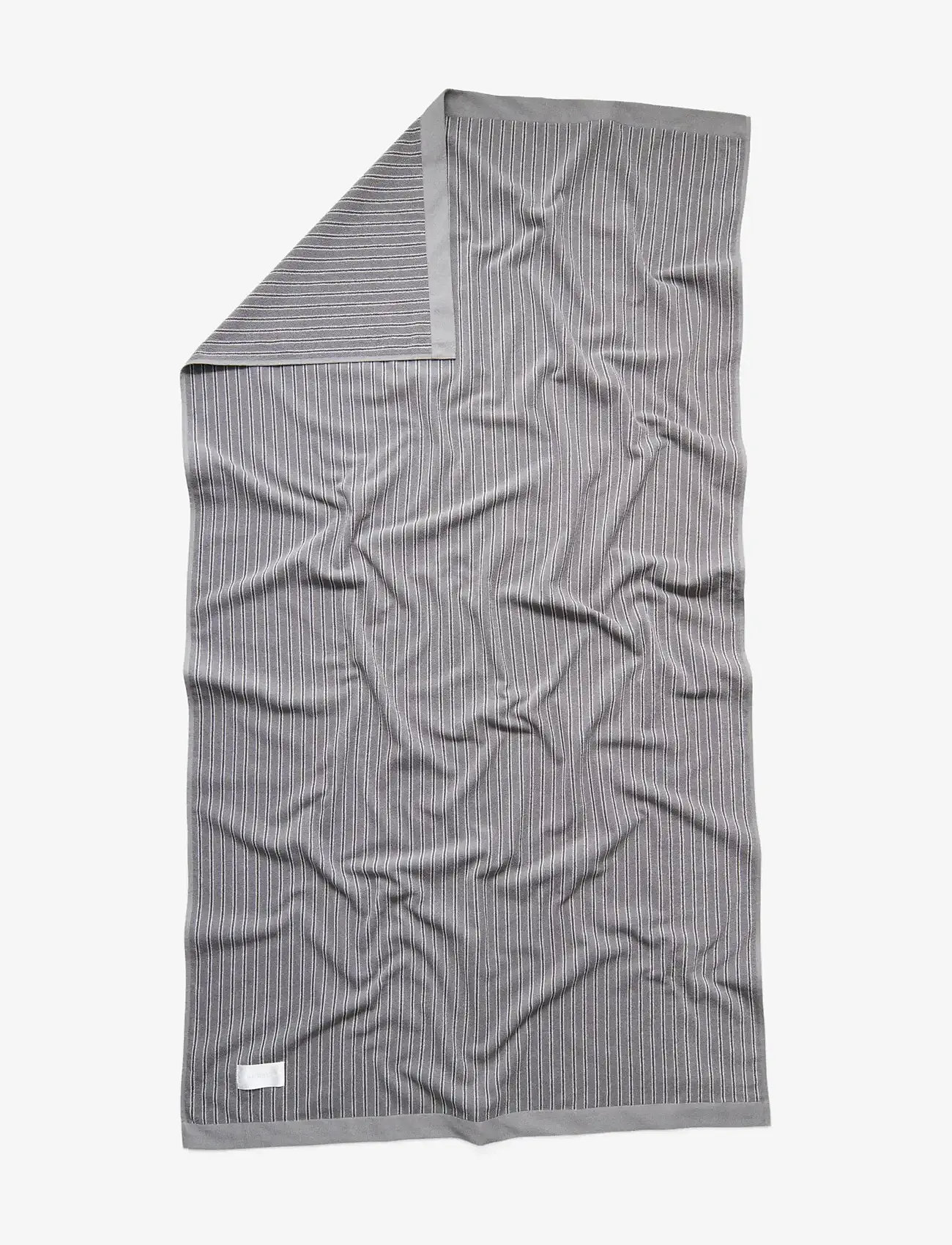 MAGNIBERG - Wall Street bath sheet - badetücher - stripe dark grey - 1
