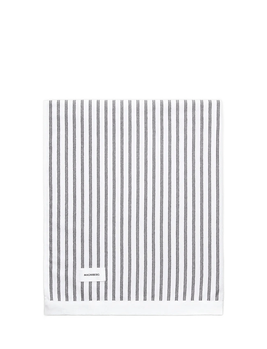 MAGNIBERG - Wall Street bath sheet - baðhandklæði - stripe grey - 2
