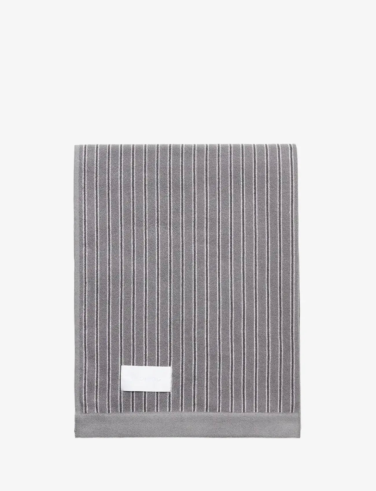 MAGNIBERG - Wall Street bath towe - badetücher - stripe dark grey - 2