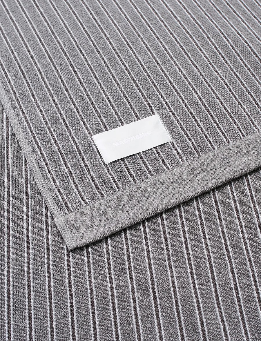 MAGNIBERG - Wall Street bath towel - osta hinna alusel - stripe dark grey - 3