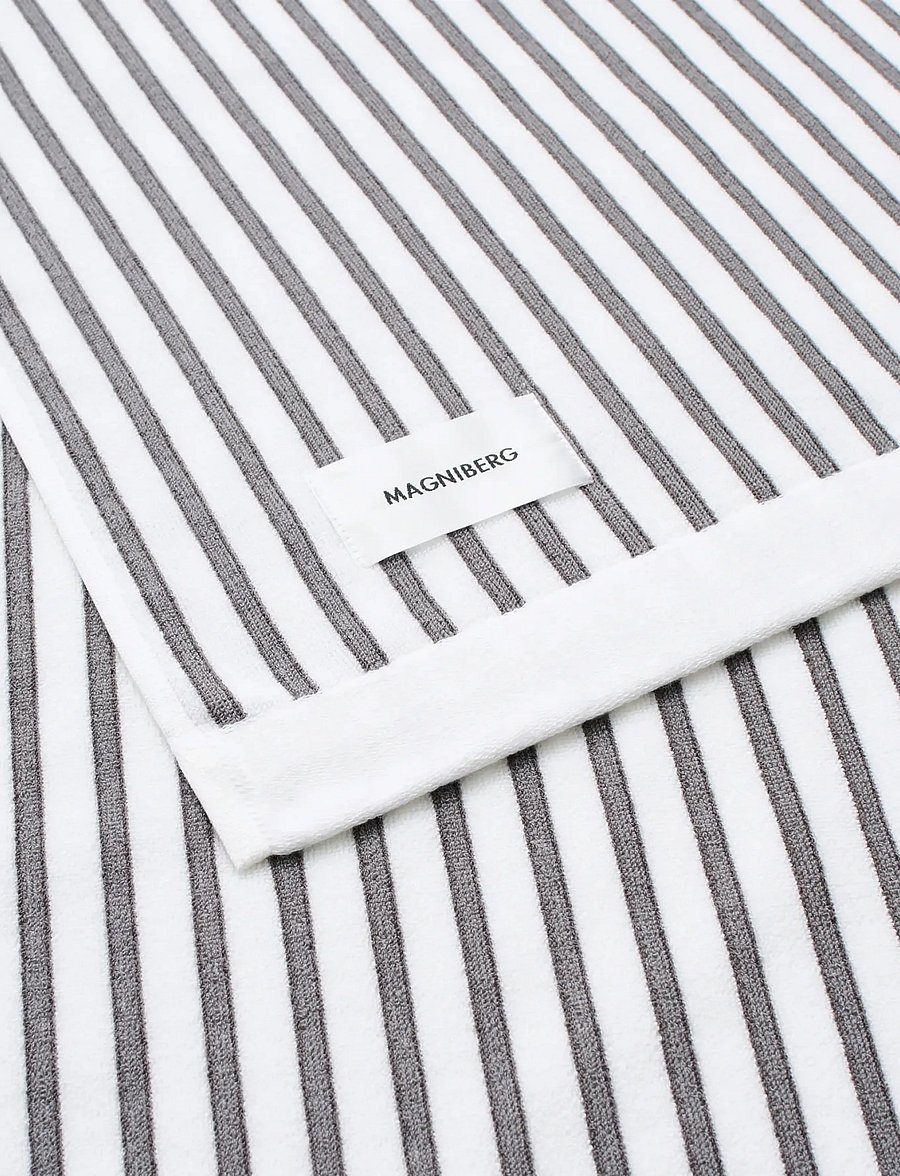 MAGNIBERG - Wall Street bath towel - badetücher - stripe grey - 3