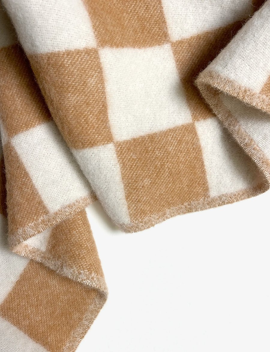Maison Deux - Checkerboard Blanket - decken - terra/white - 2