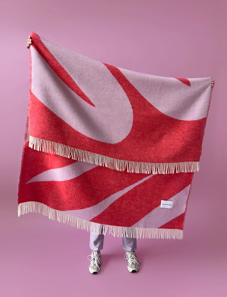 Maison Deux - Swirl Blanket - decken - lilac/scarlet - 5