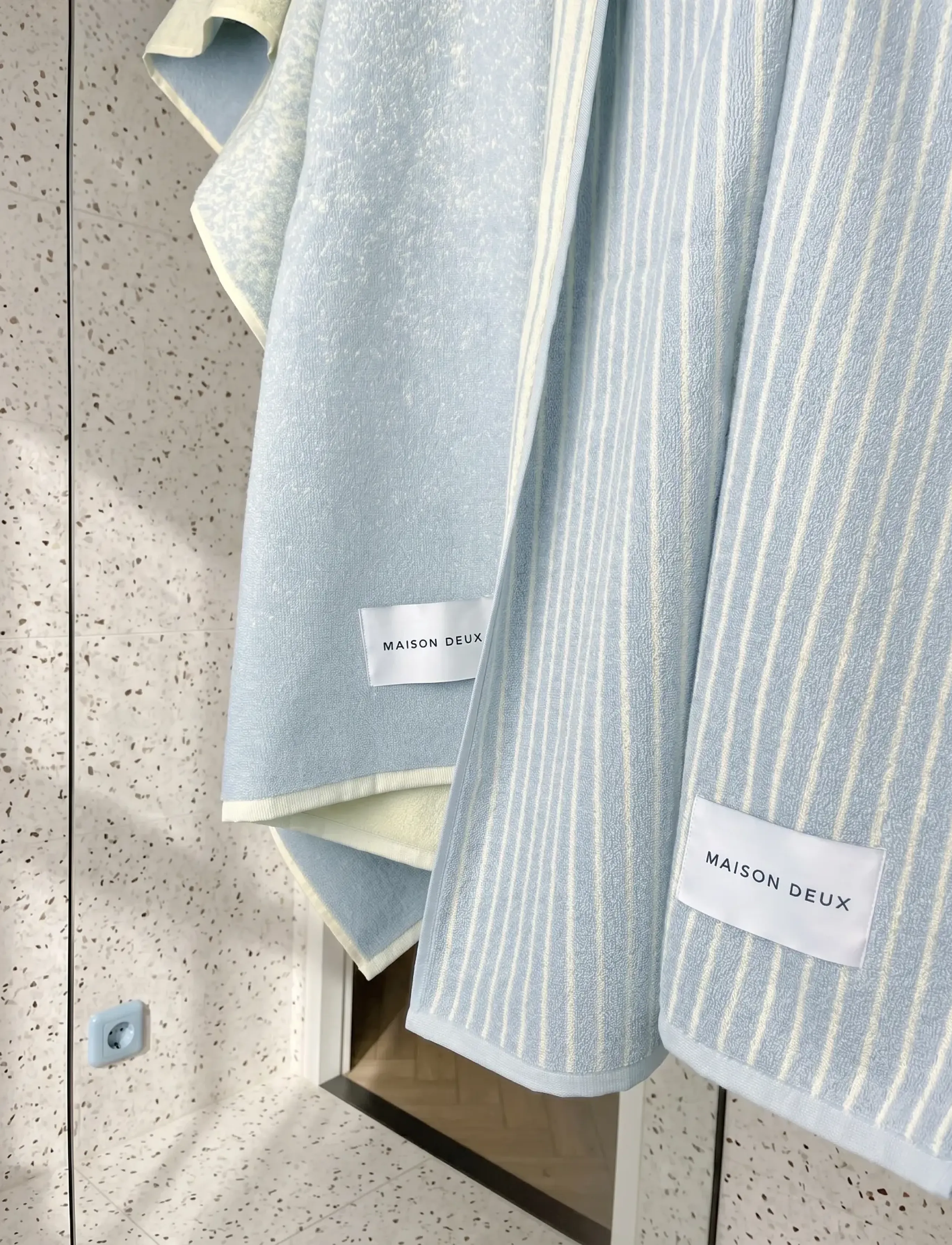 Maison Deux - Stripes Color Blue Butter Yellow - badehåndklæder - blue/butter yellow - 5