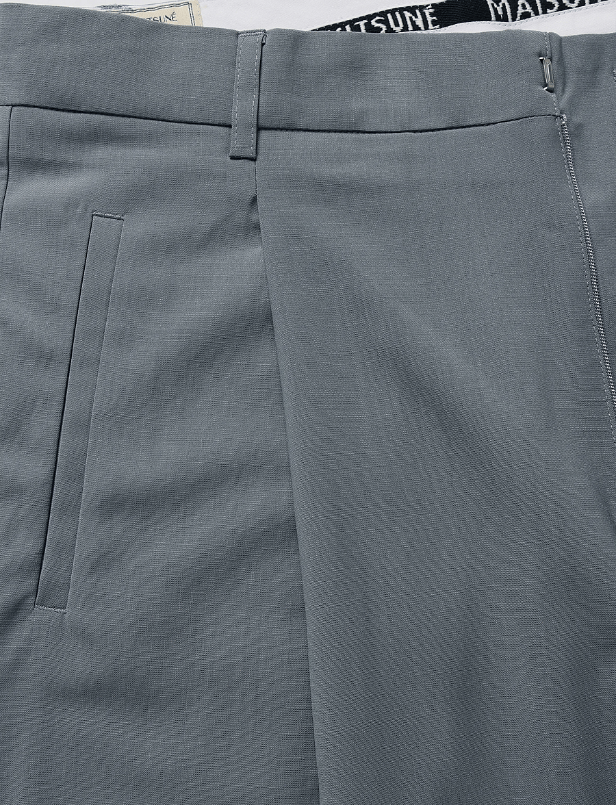 Maison Kitsune - SINGLE-PLEATED PANTS - pidulikud püksid - grey - 5