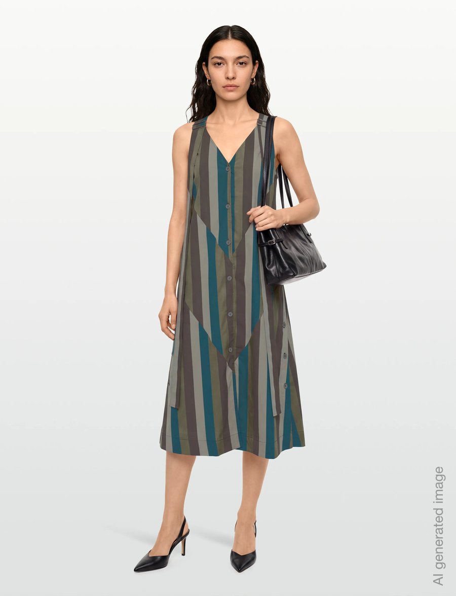 Maison Kitsune - BUTTONED CAMISOLE DRESS - maxikleider - khaki stripe - 0
