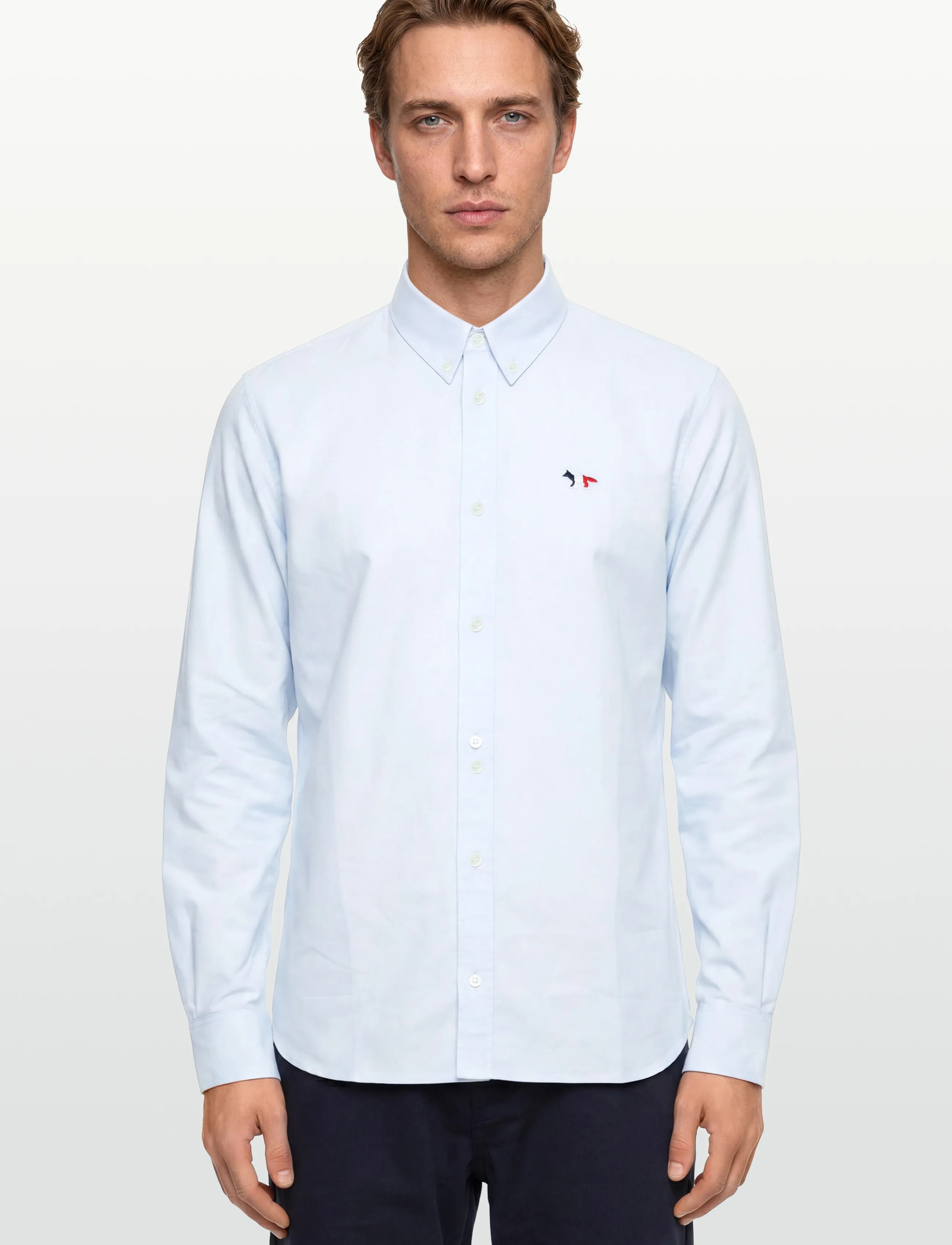 Maison Kitsune - TRICOLOR FOX PATCH CLASSIC SHIRT BD - vabaajasärgid - light blue - 3