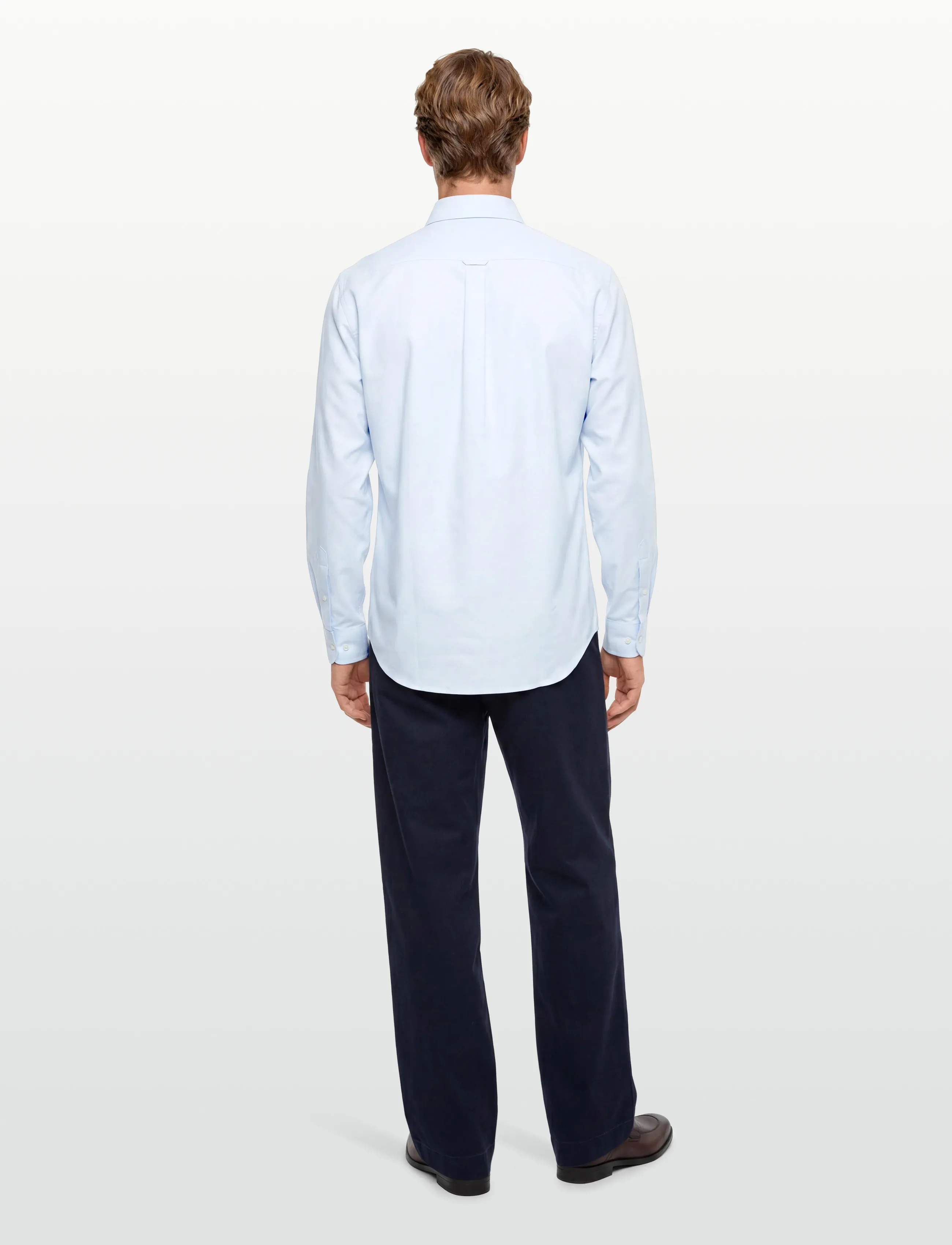 Maison Kitsune - TRICOLOR FOX PATCH CLASSIC SHIRT BD - vabaajasärgid - light blue - 4