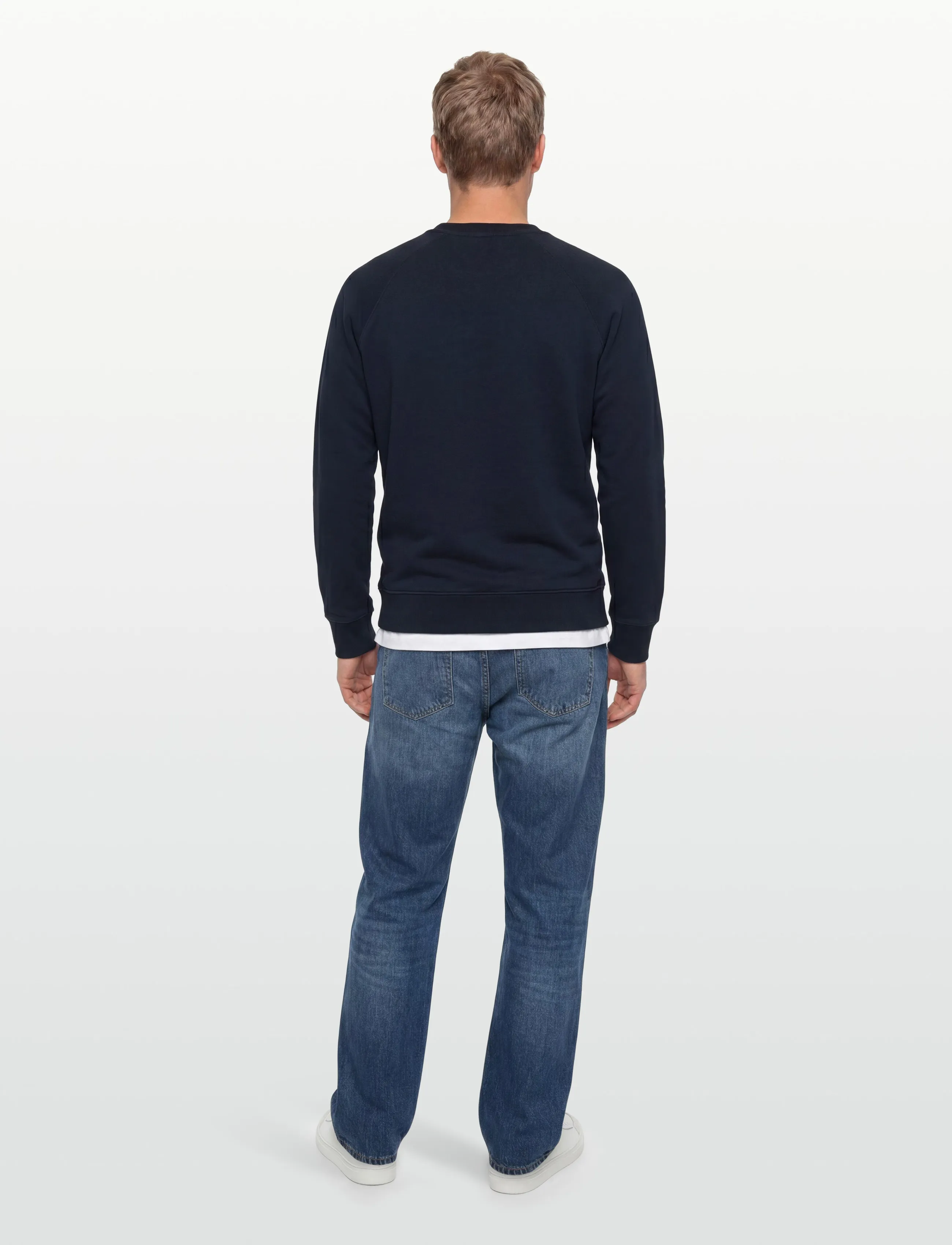 Maison Kitsune - CHILLAX FOX PATCH CLASSIC SWEATSHIRT - navy - 4