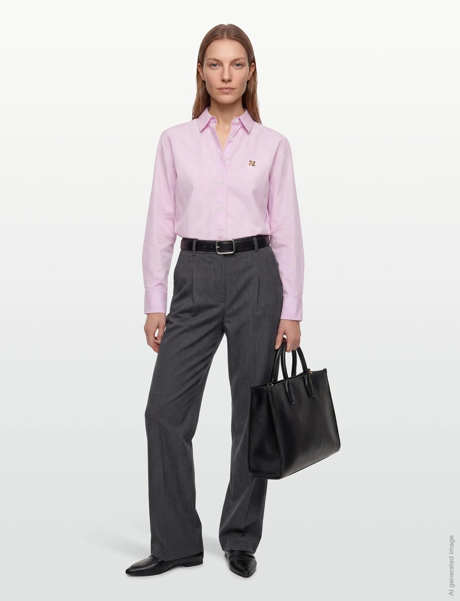 Maison Kitsune - FOX HEAD EMBROIDERY CLASSIC SHIRT - long-sleeved shirts - light pink - 0