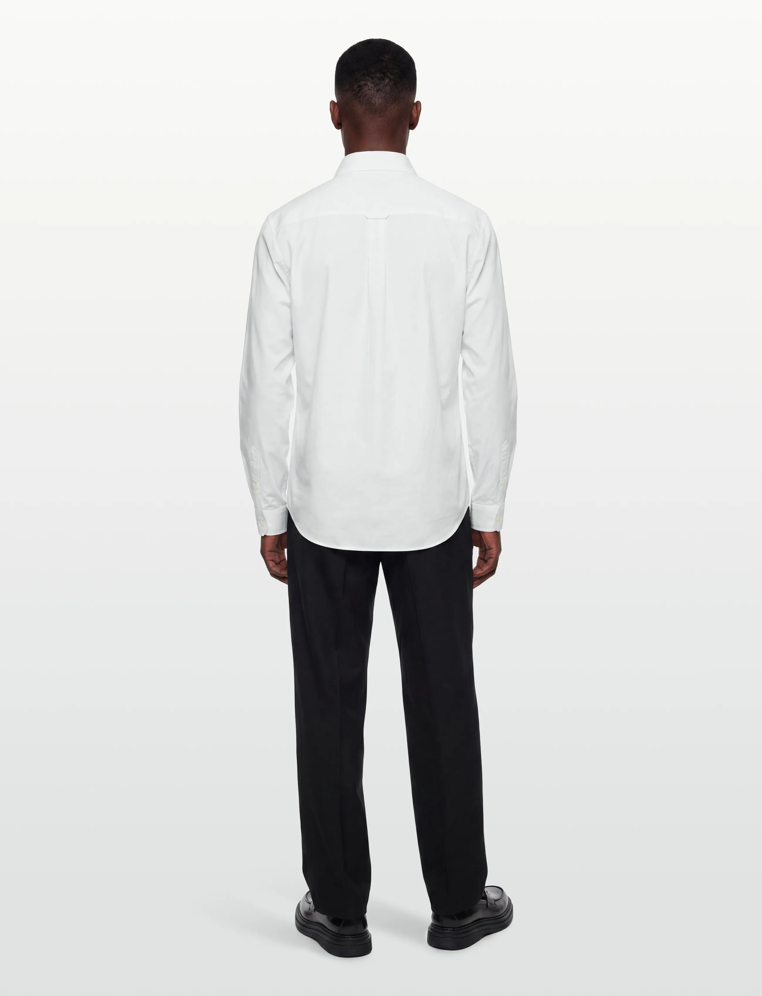 Maison Kitsune - FOX HEAD EMBROIDERY CLASSIC SHIRT - white - 4