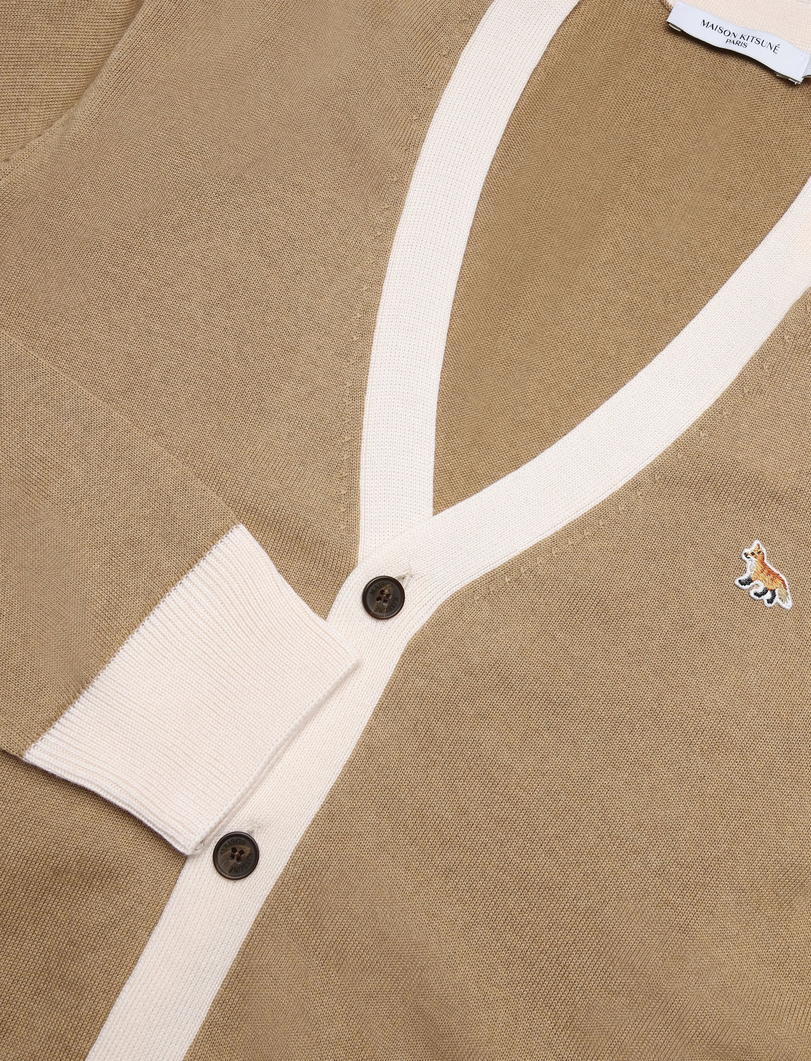 Maison Kitsune - BABY FOX PATCH BI-COLOR CLASSIC CARDIGAN - beige - 2