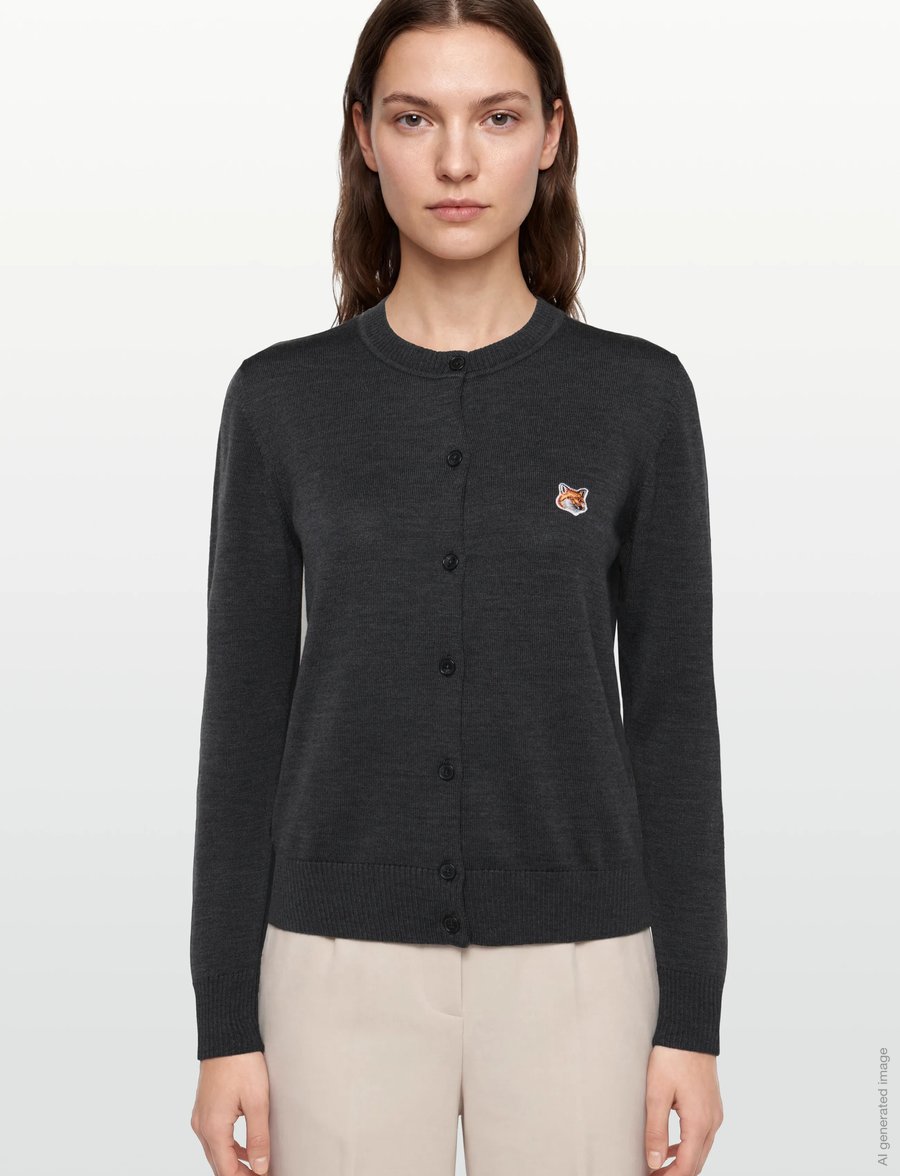 Maison Kitsune - FOX HEAD PATCH ADJUSTED R-NECK CARDIGAN - kardiganid - anthracite melange - 3