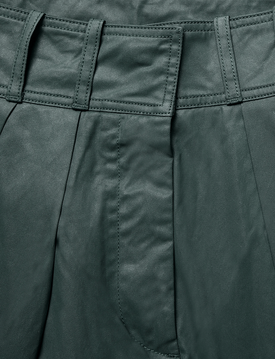 Maison Kitsune - JAPANESE PANTS - poolpikad püksid - dark green - 2