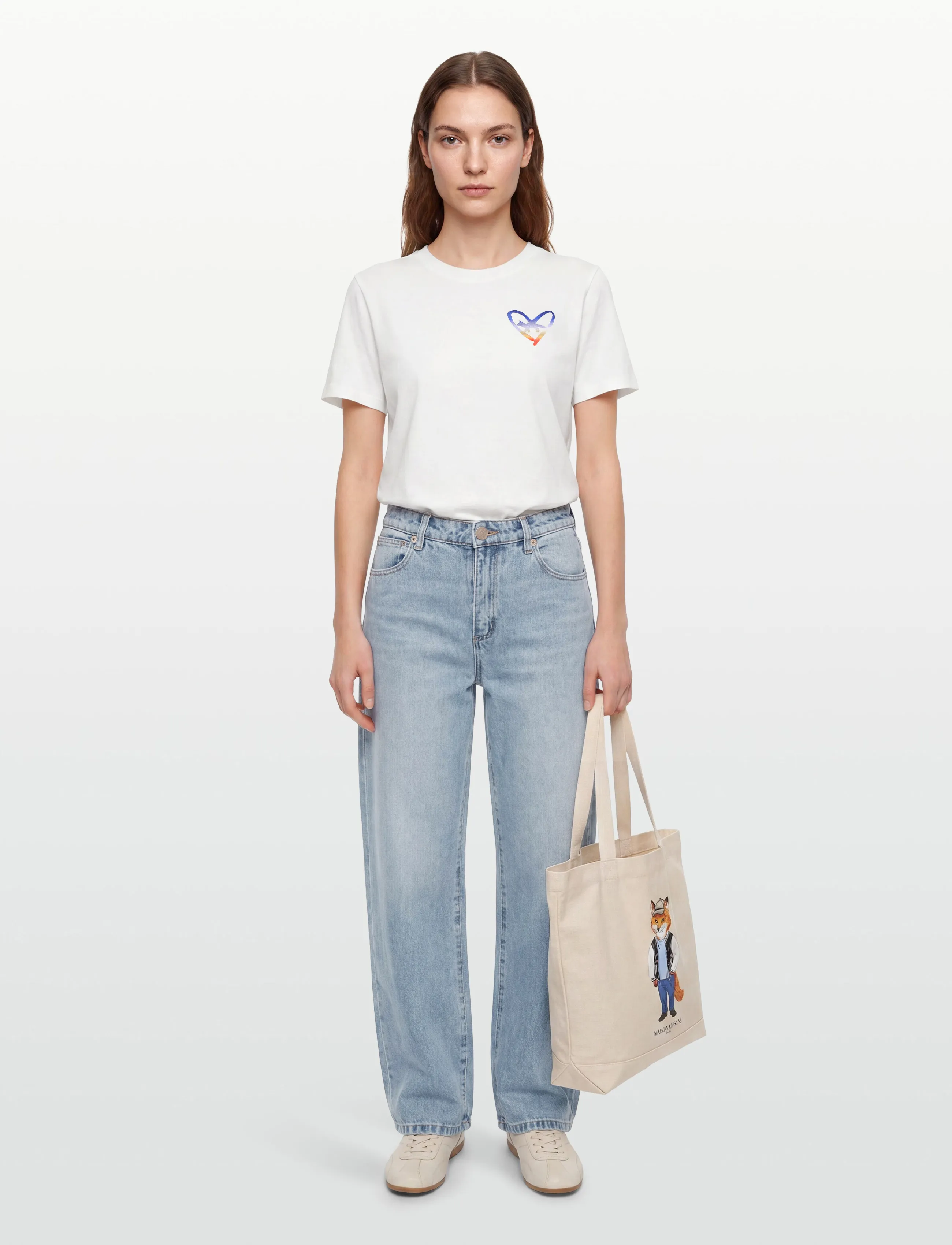 Maison Kitsune - HEART EMBROIDERY RELAXED TEE-SHIRT - white - 0