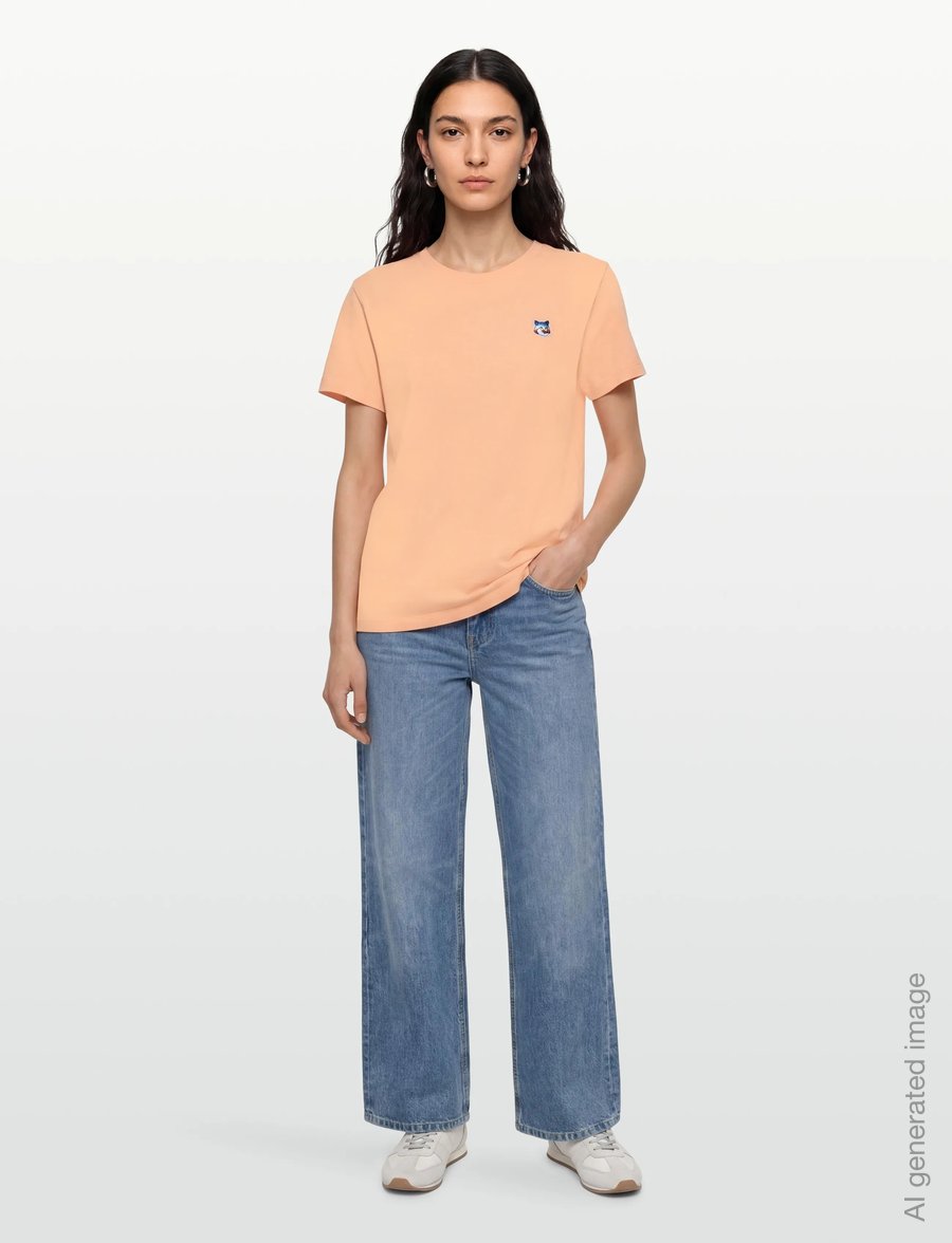 Maison Kitsune - GRADIENT FOX HEAD PATCH RELAXED TEE-SHIRT - t-shirts - peach - 0