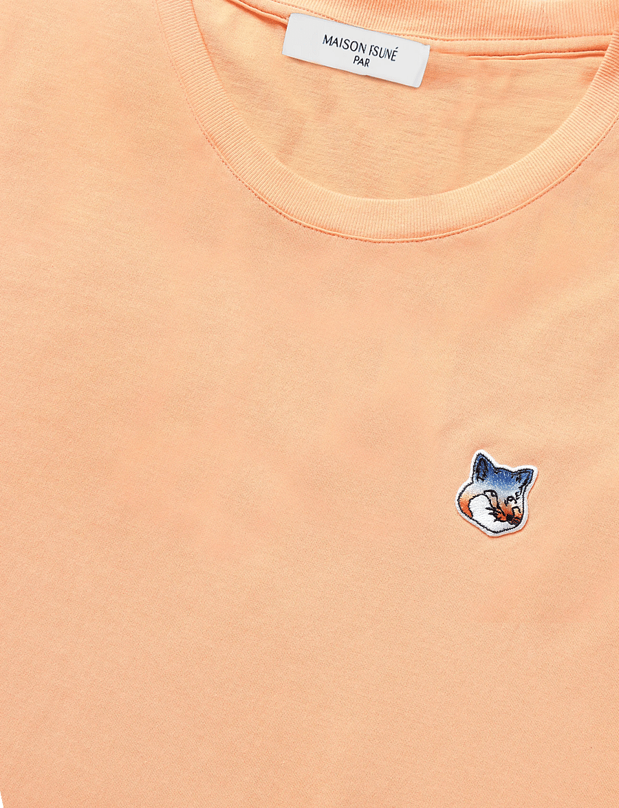 Maison Kitsune - GRADIENT FOX HEAD PATCH RELAXED TEE-SHIRT - t-shirts - peach - 2