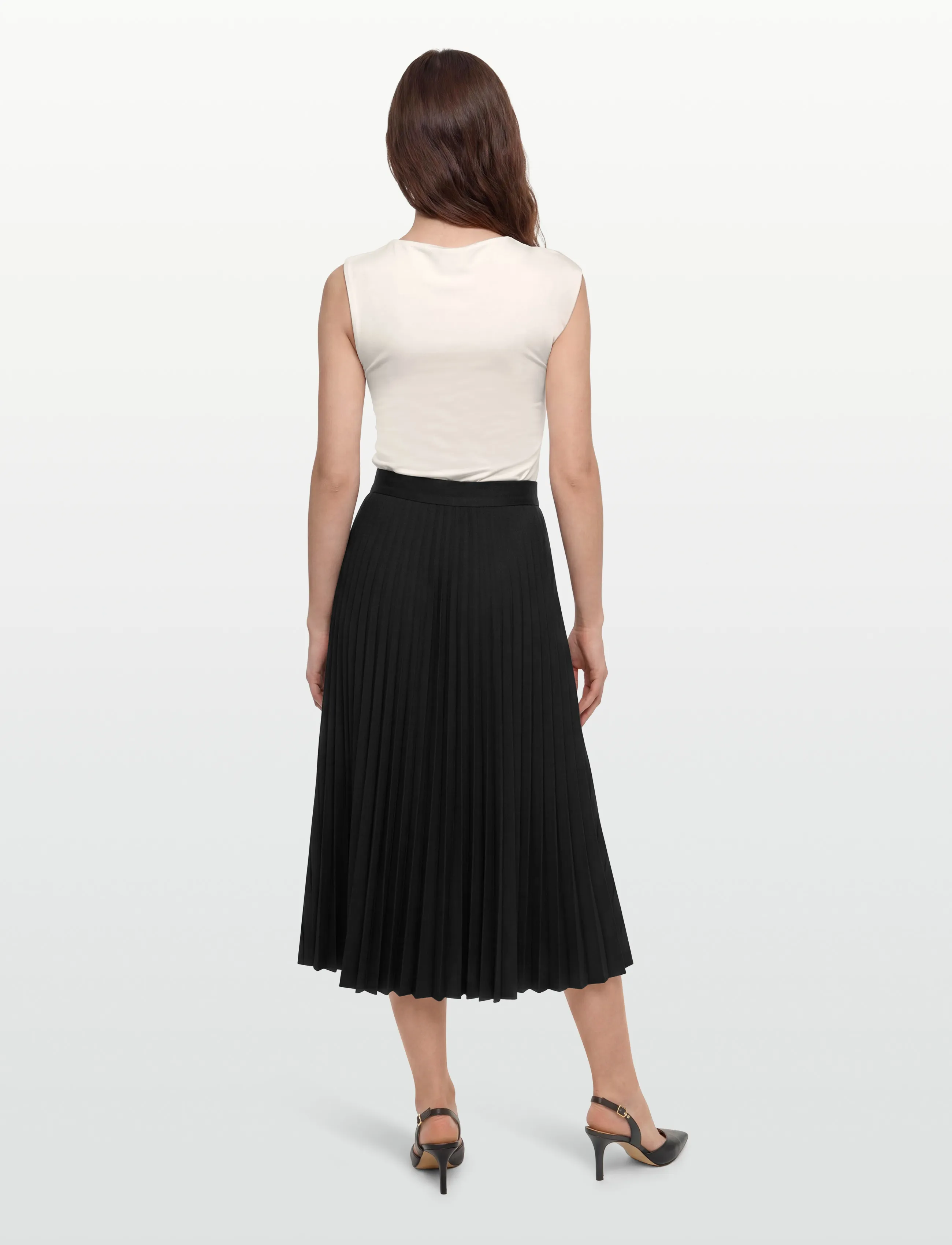 Maison Kitsune - Pleated Skirt - black - 4