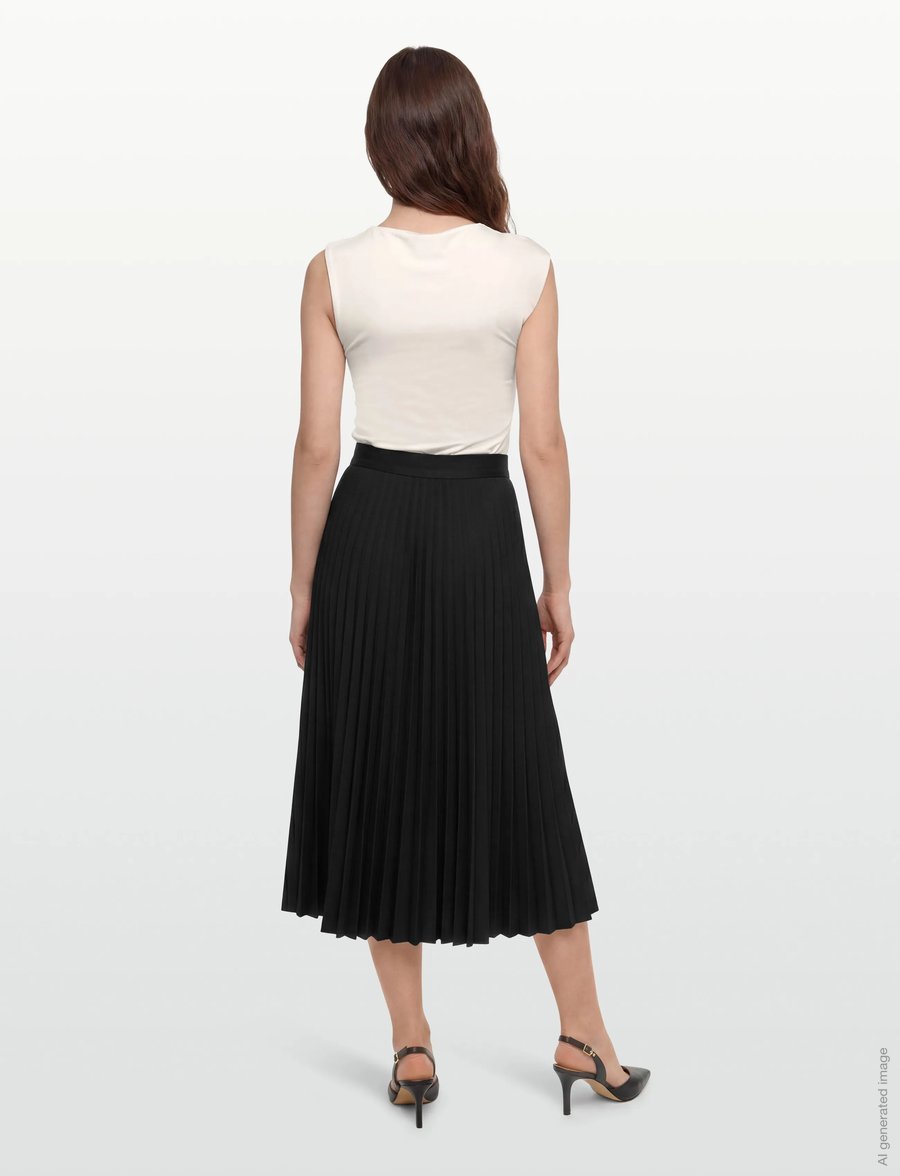Maison Kitsune - Pleated Skirt - faltenröcke - black - 4