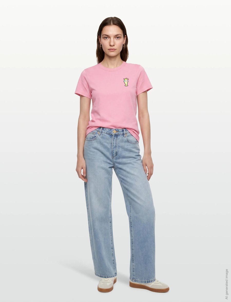 Maison Kitsune - ICE CREAM PATCH REGULAR TEE-SHIRT - t-shirts - strawberry - 0