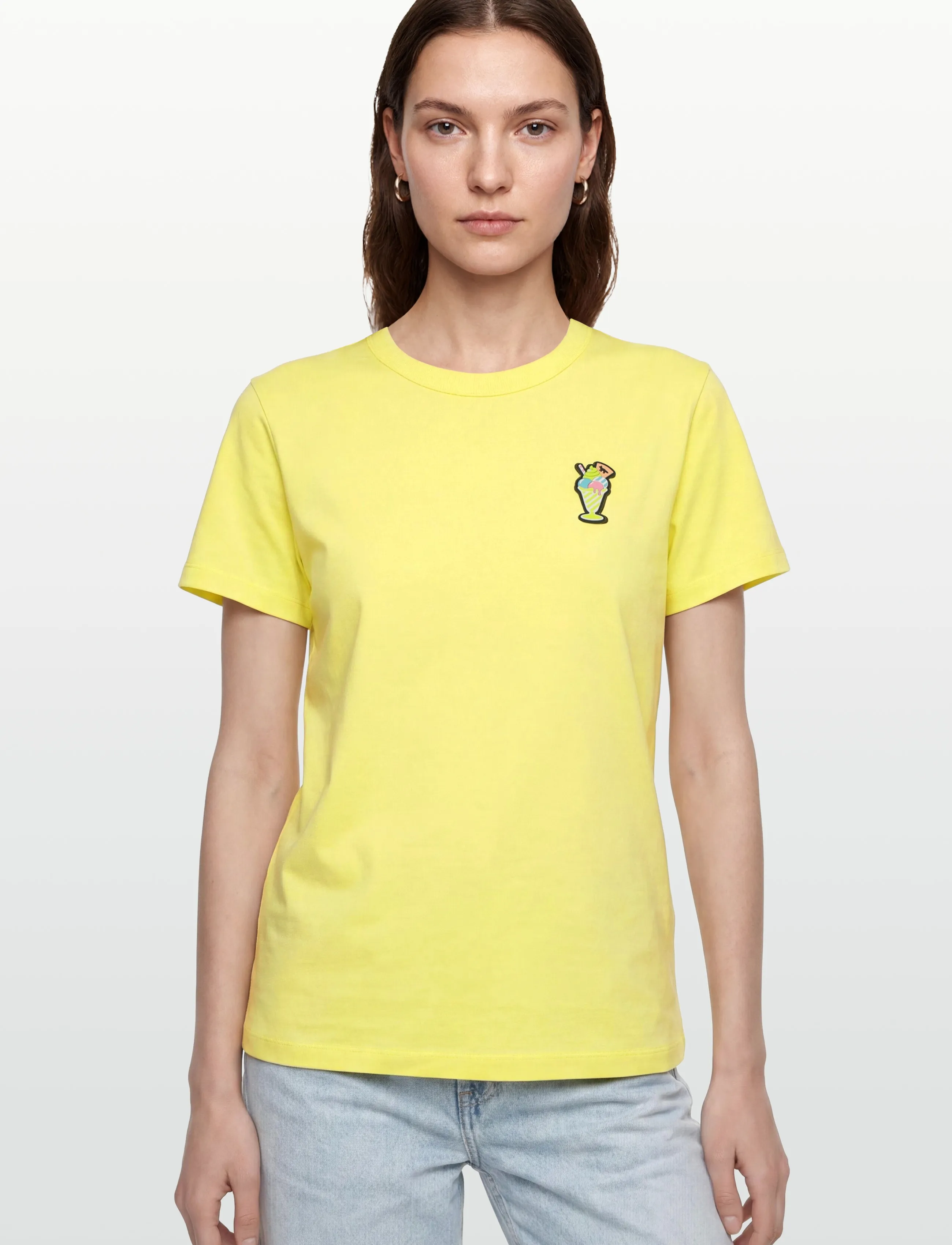 Maison Kitsune - ICE CREAM PATCH REGULAR TEE-SHIRT - t-särgid - lemon - 3