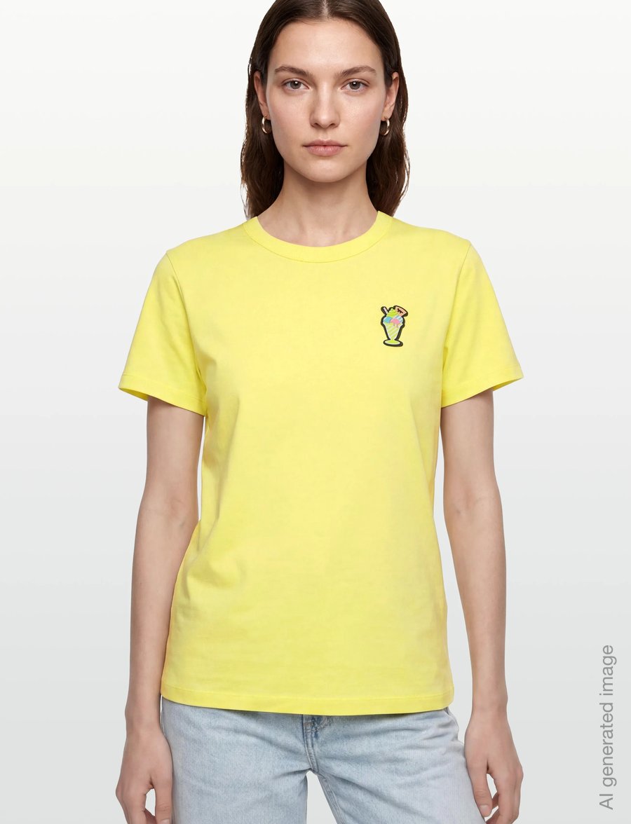 Maison Kitsune - ICE CREAM PATCH REGULAR TEE-SHIRT - t-särgid - lemon - 3