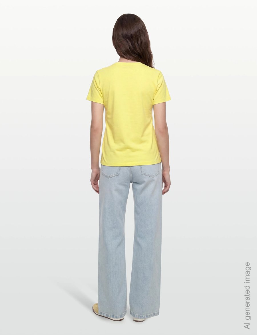 Maison Kitsune - ICE CREAM PATCH REGULAR TEE-SHIRT - t-särgid - lemon - 4